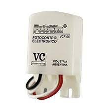 Fotocontrol Universal 1500w Con 3 Cables C.110200